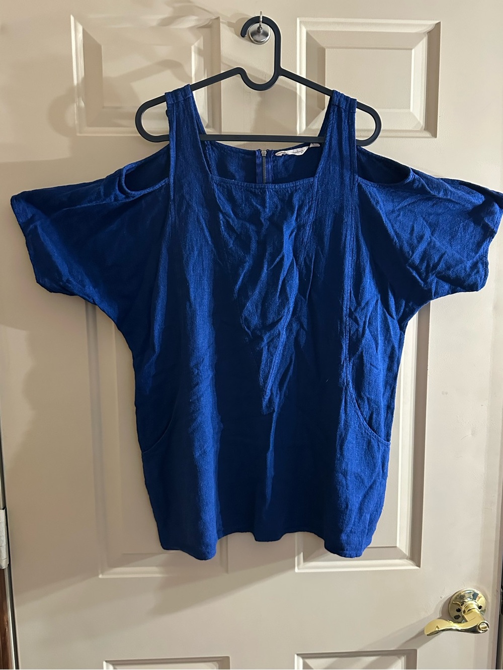 Women’s Cold-Shoulder Top in Royal Blue/Denim